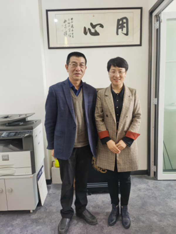 Jz4WEk_领导03.jpg